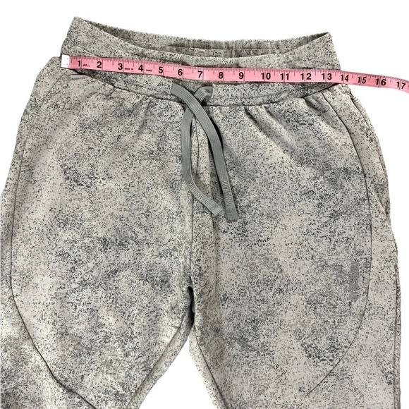 Gymshark Chalk Gray and White Joggers - Picture 7 of 10